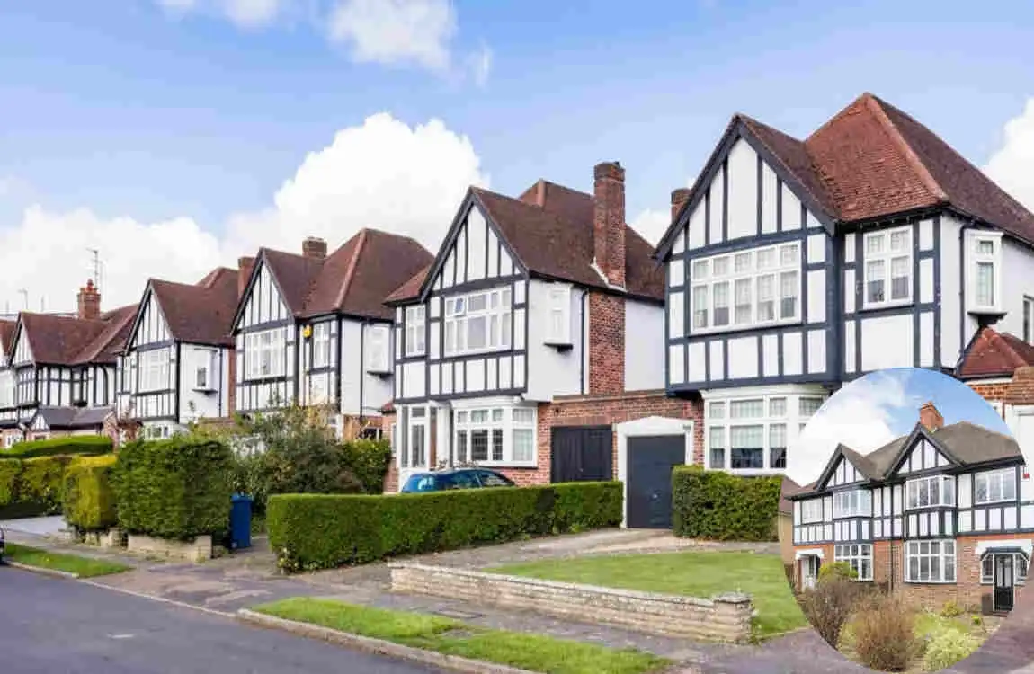 what is a linked house